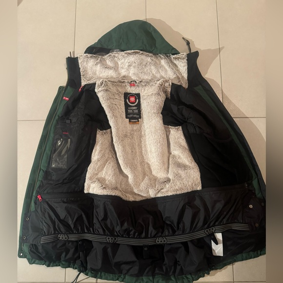 Winter snow jacket 686 spirit insulated - Picture 10 of 10